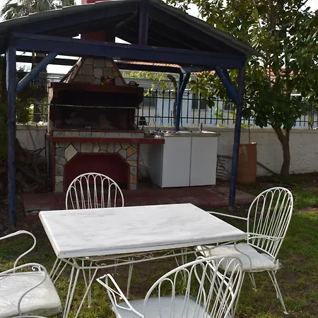 Papachristos Villa *