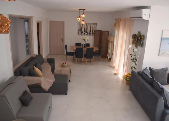 ヴィラ Papachristos *